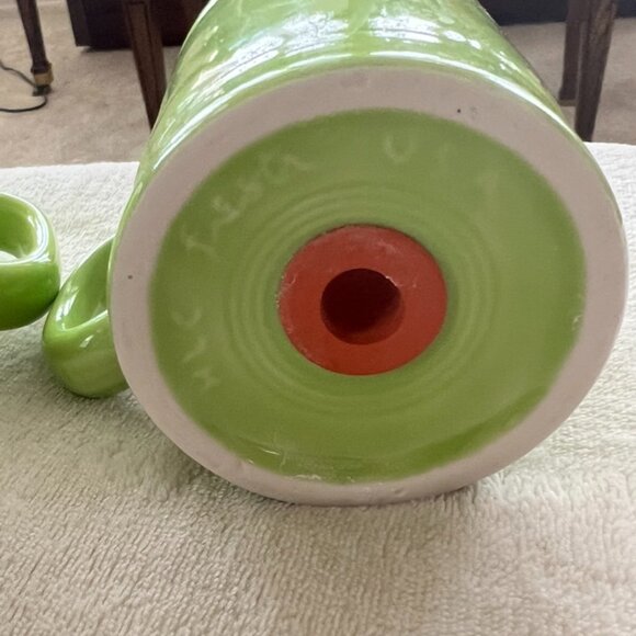 Vintage Fiesta, Fiestaware - Range Top Salt and Pepper, Chartreuse - Post 1986 - Picture 9 of 12